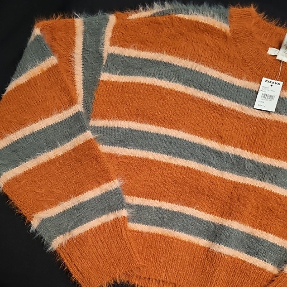 NWT Cozy Full Tilt Striped Sweater - Orange and Gray - Picture 4 of 9